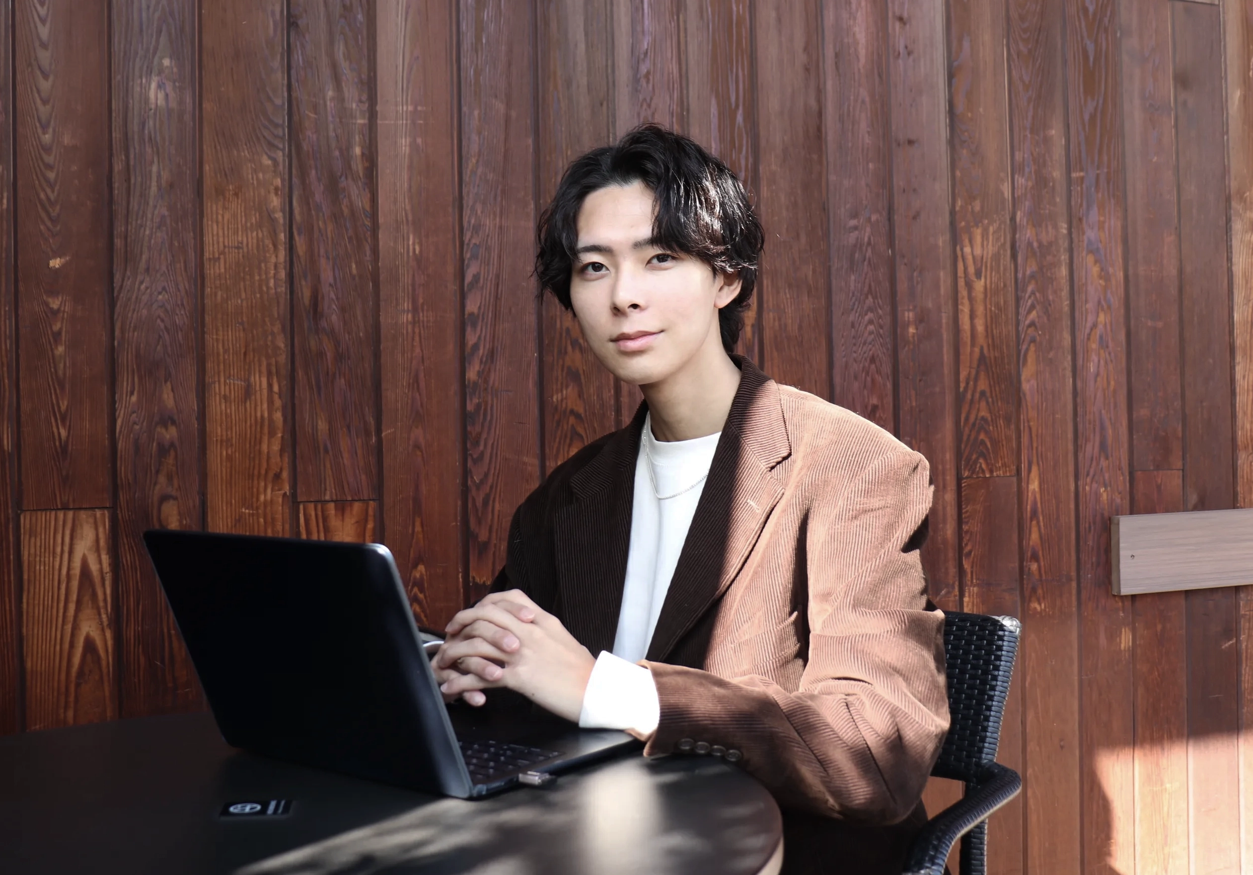 WEBデザイナー小嶋かおるのポートレート写真